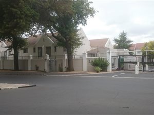 2 Bed Apartment in Paarl