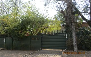 4 Bedroom House in Kensington B