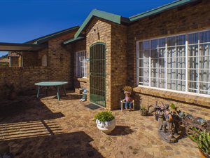 3 Bed Townhouse in Westwood