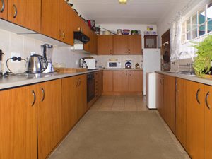 3 Bed Townhouse in Westwood