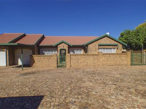 3 Bed Townhouse in Westwood