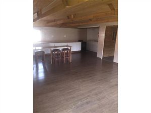 1 Bedroom Garden Cottage in Edleen