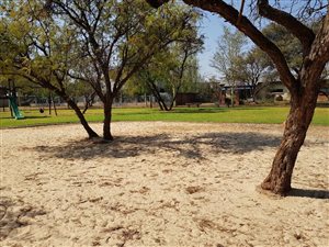802 m² Land available in Zambezi Country Estate