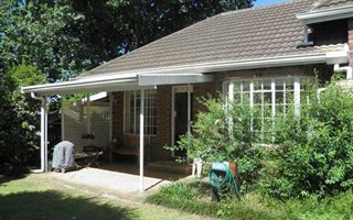 1 Bedroom Garden Cottage in Hilton
