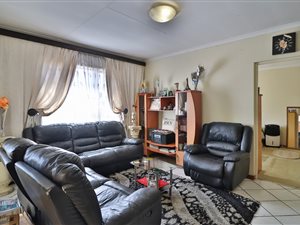 3 Bed Apartment in Hurlyvale