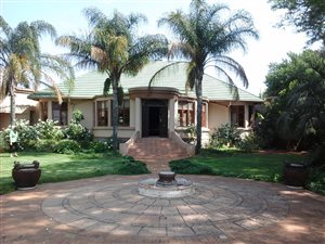 4 Bed House in Klisserville