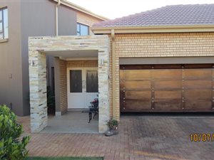 4 Bed House in Retire at Midstream