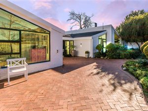 4 Bed House in Rozendal