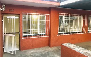 2 Bedroom Garden Cottage in Greymont