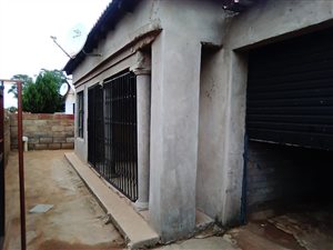 2 Bed House in Tshepisong