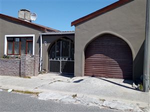 4 Bedroom House in Mitchells Plain