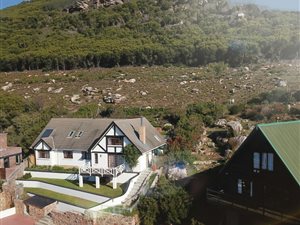 5 Bed House in Glencairn