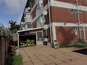 2 Bed Apartment in Pinetown Central