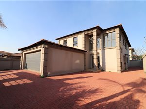 3 Bed House in Sonneveld