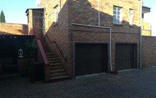 1 Bedroom Apartment in Selection Park