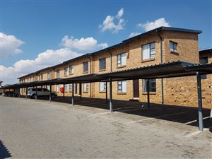 2 Bed Townhouse in Albertsdal