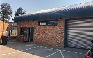 195 m² Industrial space in Benoni CBD