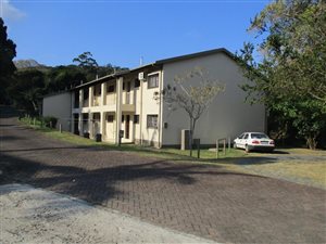 2 Bed Apartment in Port Edward