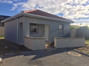2 Bed House in Lentegeur