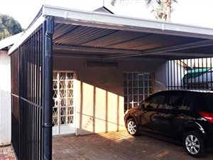 Bachelor apartment in Murrayfield