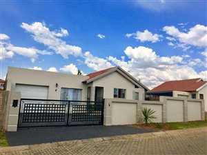 2 Bed Cluster in Parkrand