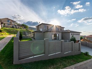 4 Bed House in Pinehaven