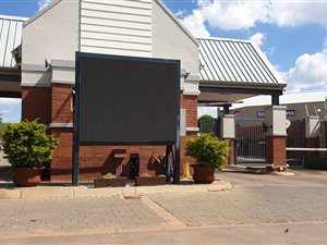 1 ha Land available in Mooikloof Equestrian Estate