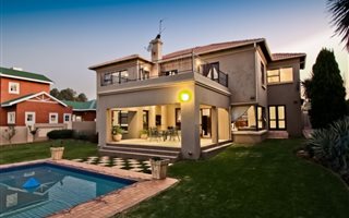 5 Bedroom House in Thornhill Estate