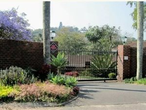 3 Bed Simplex in Manors