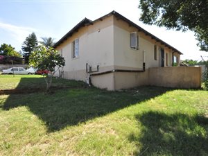 4 Bed House in Maraisburg