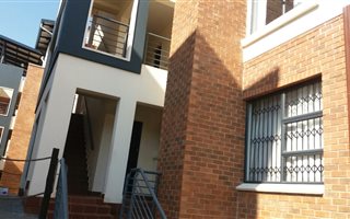 3 Bedroom Apartment in Modderfontein