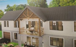 3 Bedroom Apartment in Padfield Park