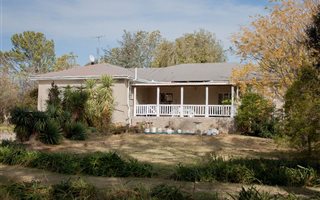 4 Bedroom House in Bedford