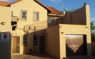 2 Bedroom Duplex in Vanderbijlpark SE4