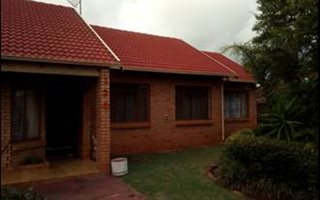 3 Bedroom House in Orchards