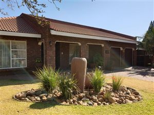 4 Bed House in El Toro Park