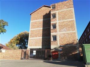 2 Bed Apartment in Pretoria West