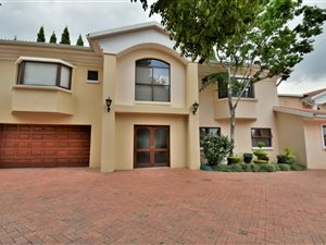 2 Bed Cluster in Sandhurst