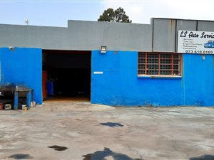 495 m² Commercial space in Regents Park