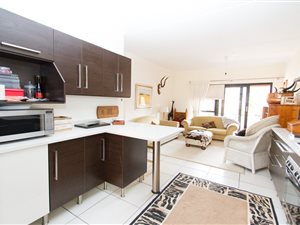 2 Bed Townhouse in Glenvista