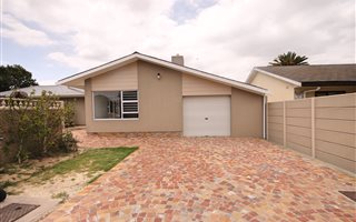 5 Bedroom House in Monte Vista