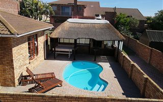 6 Bedroom House in Bluewater Bay