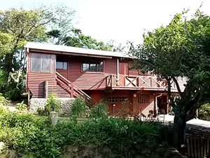 2 Bed Townhouse in Hibberdene