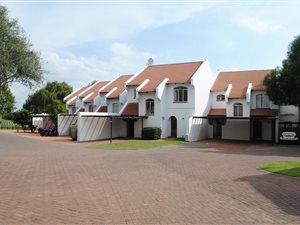 3 Bed Townhouse in Vaal Marina