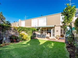3 Bed Apartment in Fairmount