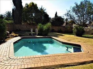 3 Bed House in Sunward Park