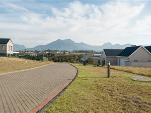 1153 m² Land available in Welgelegen