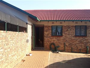 3 Bed House in Randpoort