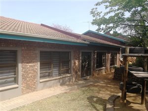 2 Bed House in Signal Hill
