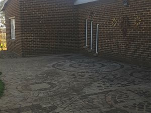 2.2 ha Farm in Louisrus